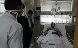 عیادت مدیر حج استان از زائر بیمار عمره در بیمارستان