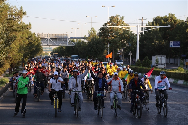 همایش دوچرخه سواری به مناسبت هفته حج برگزار شد 